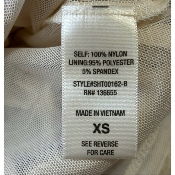 Anthropologie Sarah Hann Ivory Puff-Sleeve Textured Blouse - Picture 7 of 9